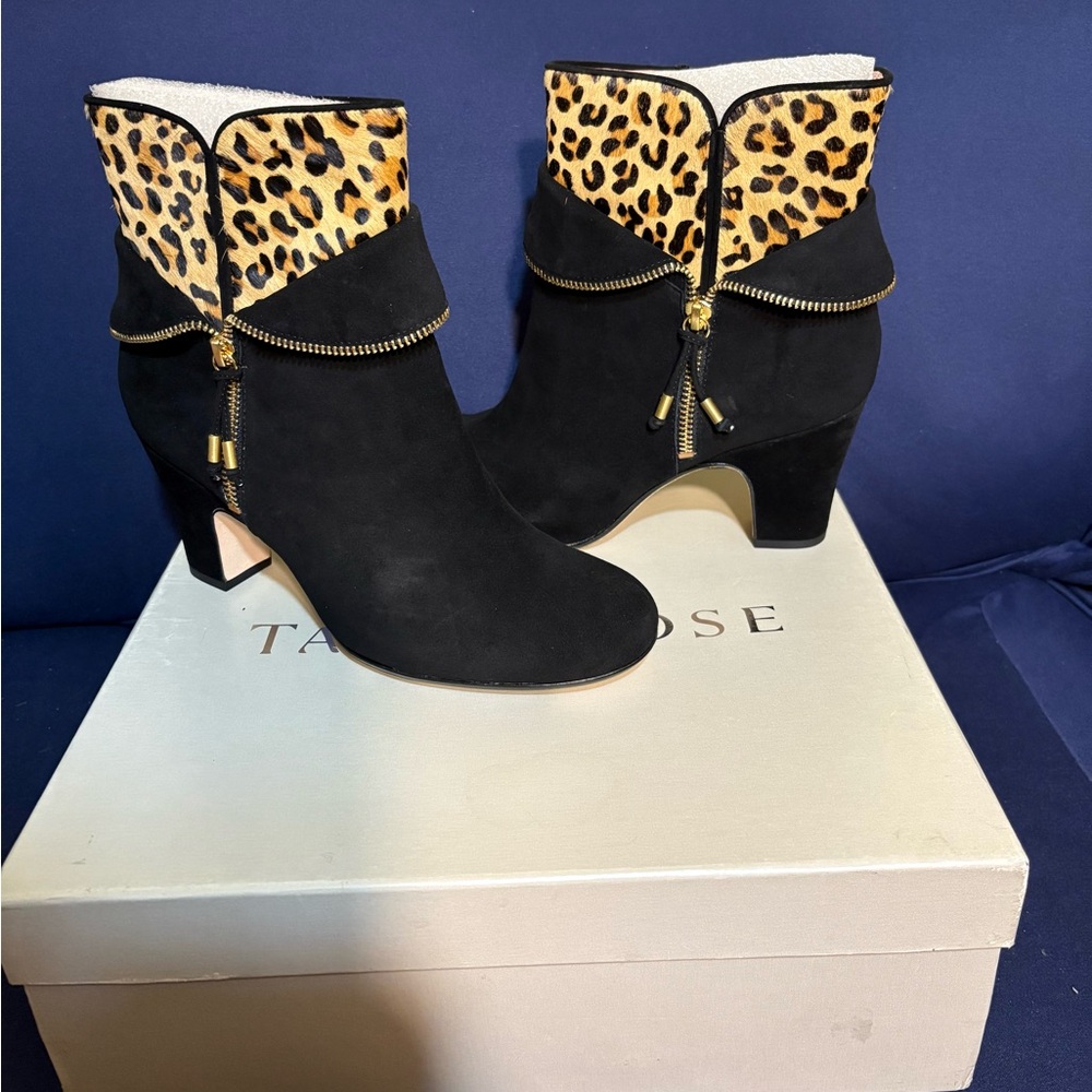 Taryn Rose Comfort Booties Suede Leopard Animal Print SZ 8 Coquette Luxury NWB